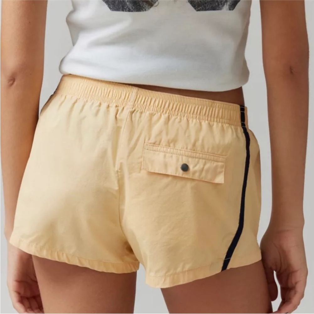 BDG Brandi Micro Shorts - Picture 3 of 4